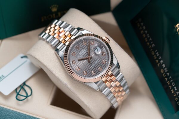 Rolex Datejust 126231 36mm bọc vàng mặt Motif - Hình ảnh 5