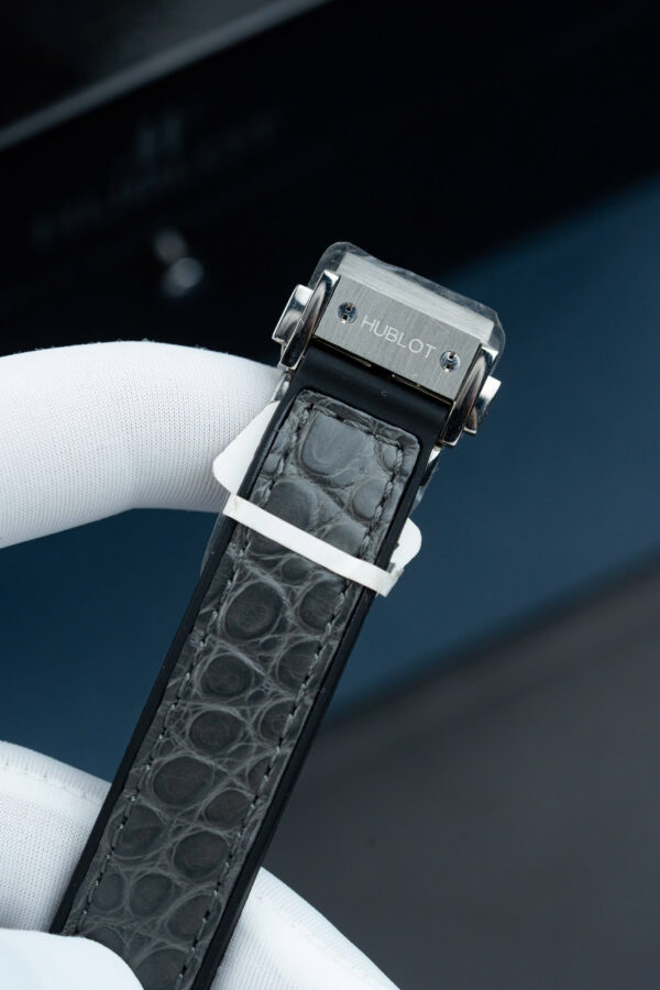 Hublot Classic Fusion 33mm full Moissanite - Hình ảnh 3