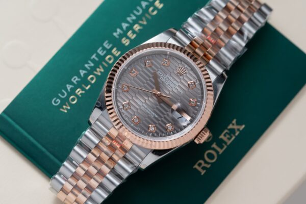 Rolex Datejust 126231 36mm bọc vàng mặt Motif