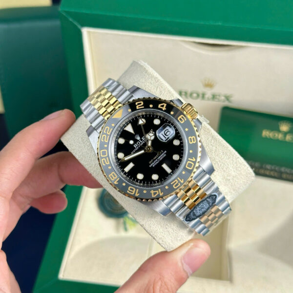 Đồng Hồ Rolex GMT-Master II Black Adam 126713GRNR 1:1 Clean
