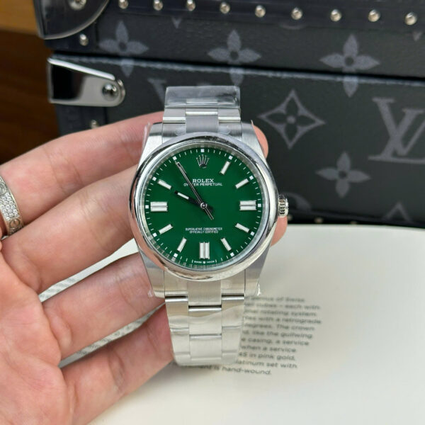 Đồng Hồ Rolex Oyster Perpetual Green Dial 41mm 1:1